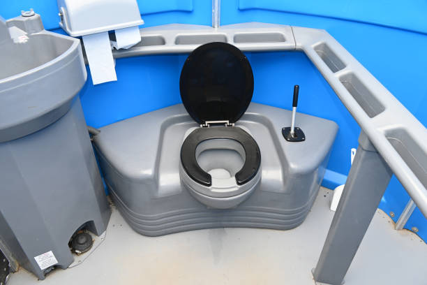 Best Portable bathroom rental  in Keenesburg, CO